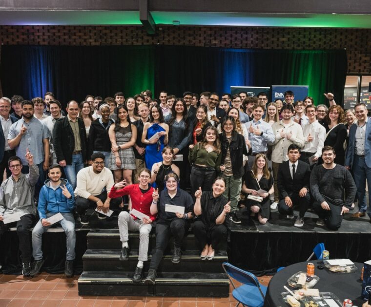 Bourses, persévérance scolaire, desjardins